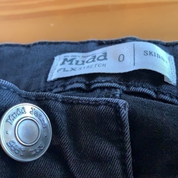 Mudd Black pant and Union Bay khaki pants skinny - Picture 7 of 15